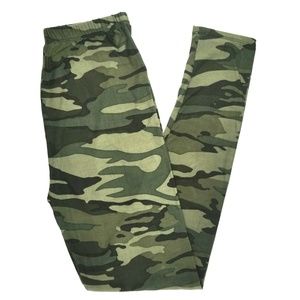 Soft Leggings (camo print)